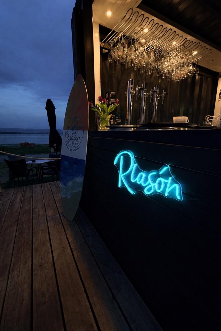 RIASON 768x1152